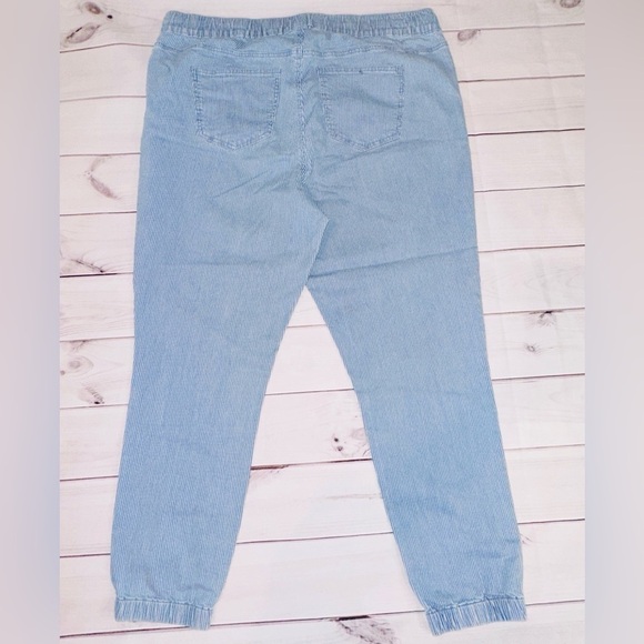 Jogger’s by Hydraulic/Nolita - Picture 3 of 7